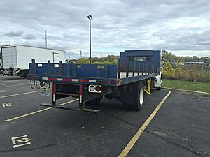 2015 Freightliner M2 106