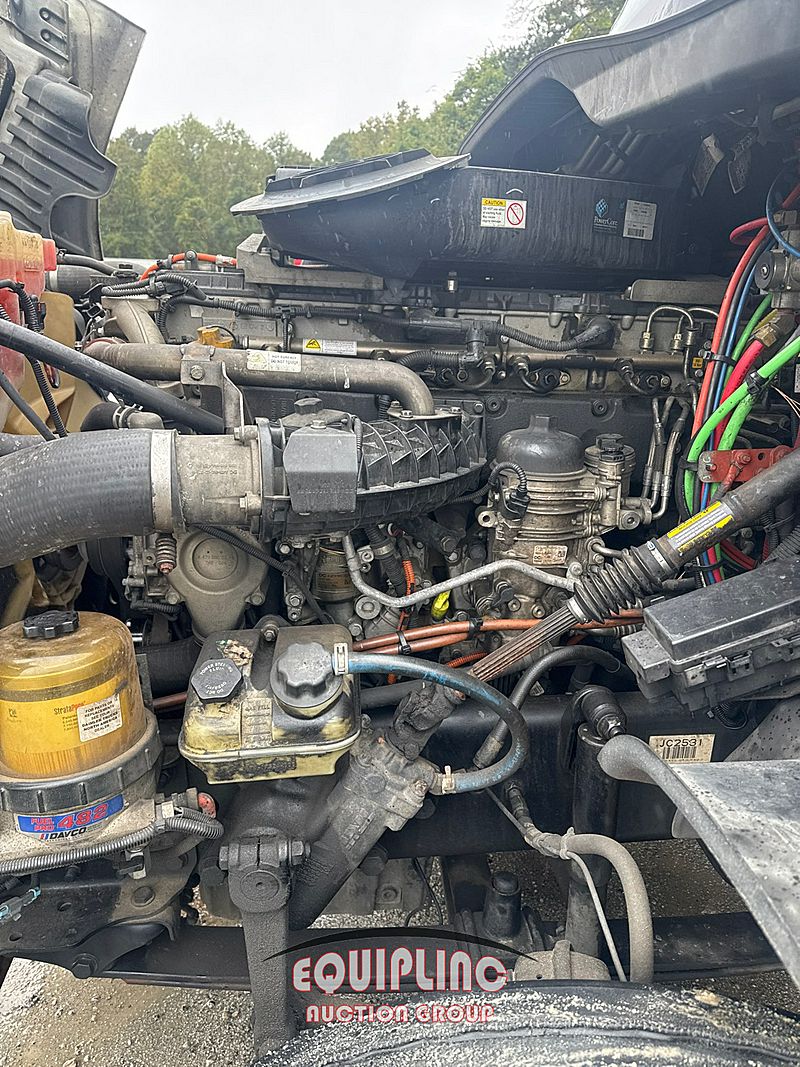 2017 Freightliner CASCADIA
