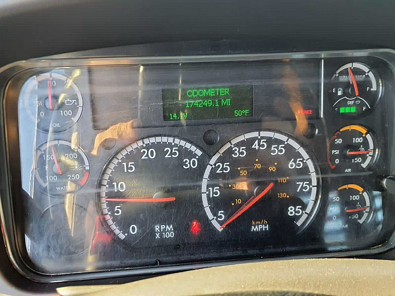 2019 Freightliner M2 106