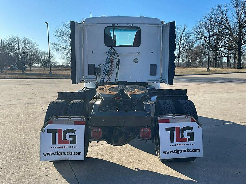 2015 Peterbilt 567