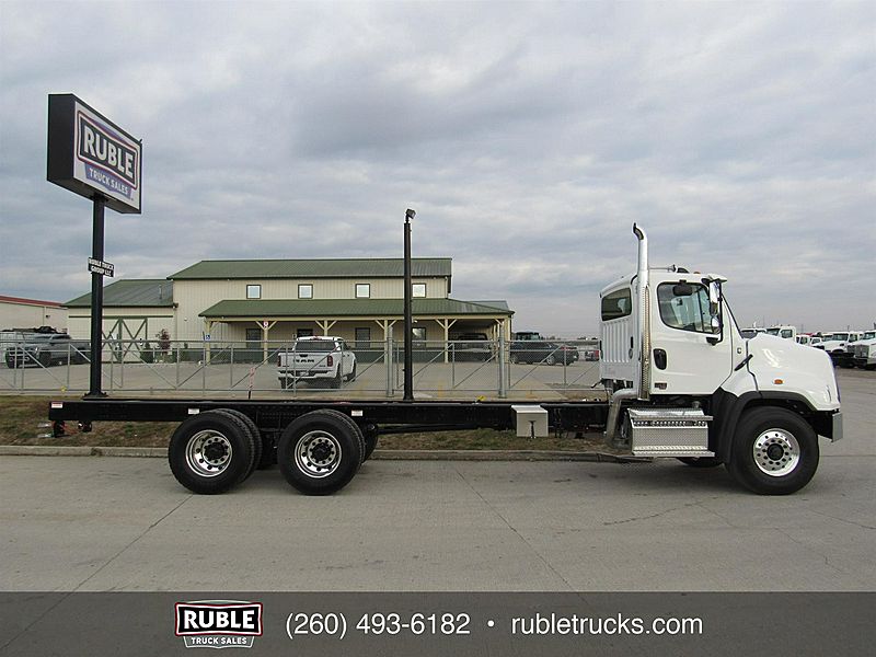 2026 Freightliner 114SD PLUS