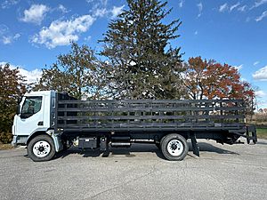 2014 Peterbilt 220 - Stake Bed