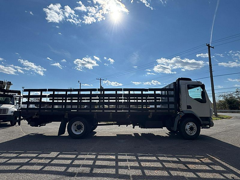 2014 Peterbilt 220