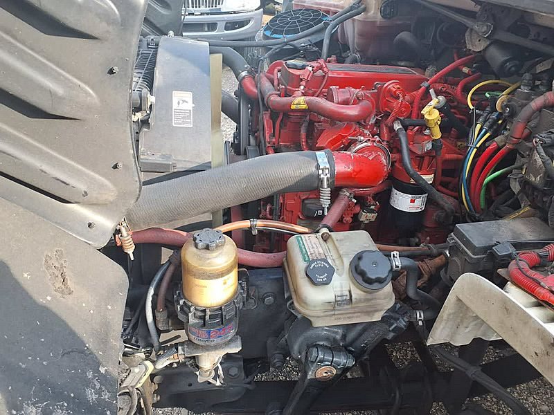 2019 Freightliner M2 106