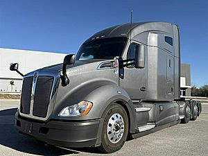 0 Kenworth T680 - Sleeper Truck