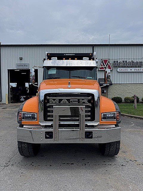 2026 Mack GR64F
