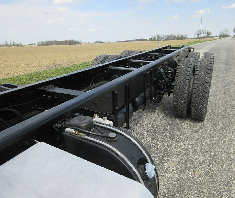 2012 Peterbilt 365