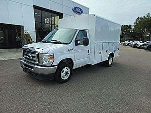 2025 Ford E350