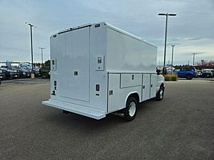 2025 Ford E350