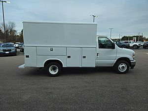 2025 Ford E350