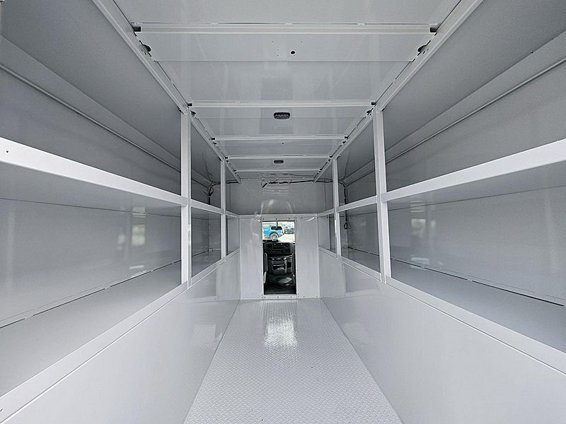 2025 Ford E350