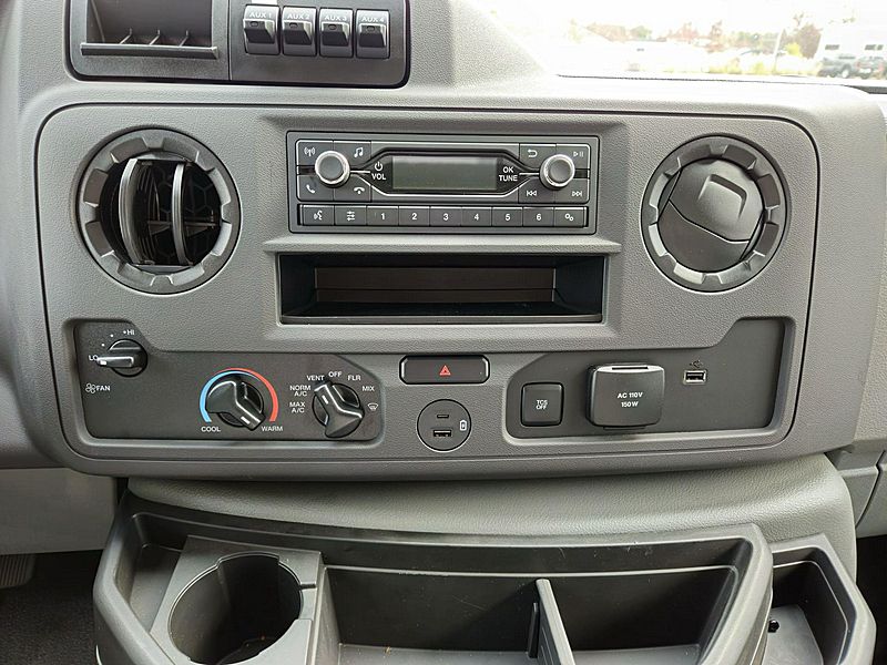2025 Ford E350