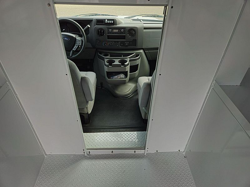 2025 Ford E350