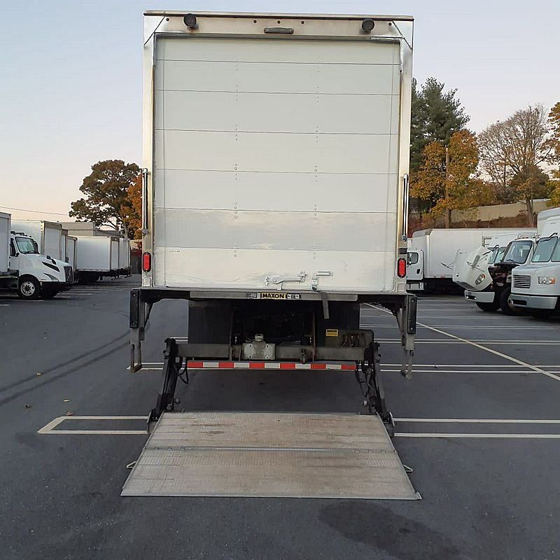 2020 Freightliner M2 112