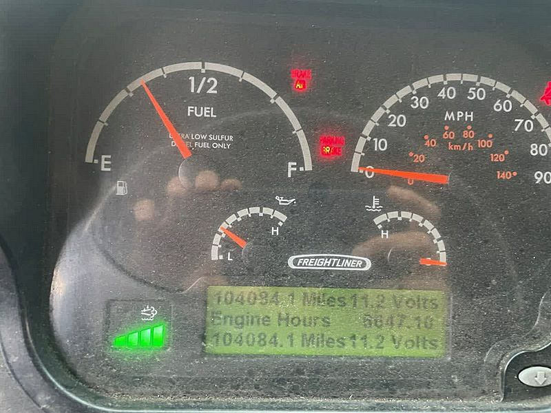2017 Freightliner MT55