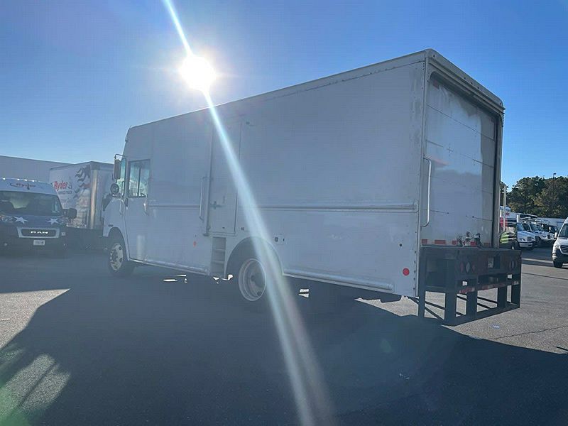 2017 Freightliner MT55