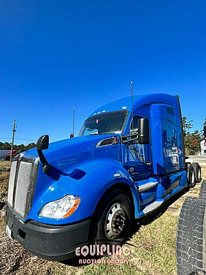 k8 boy！！ 青 カリフォルニア　7フィート都内手渡し 2020 Kenworth T680 For Sale | Sleeper Truck | #GTF303842