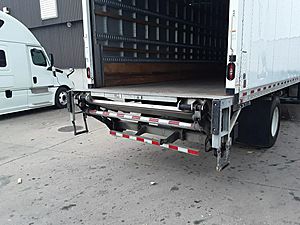 2019 Freightliner M2 106