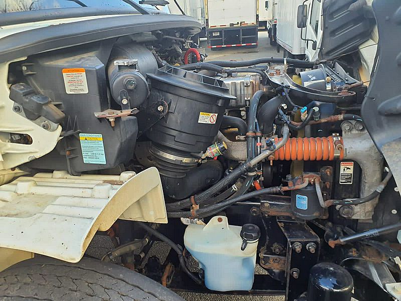 2019 Freightliner M2 106