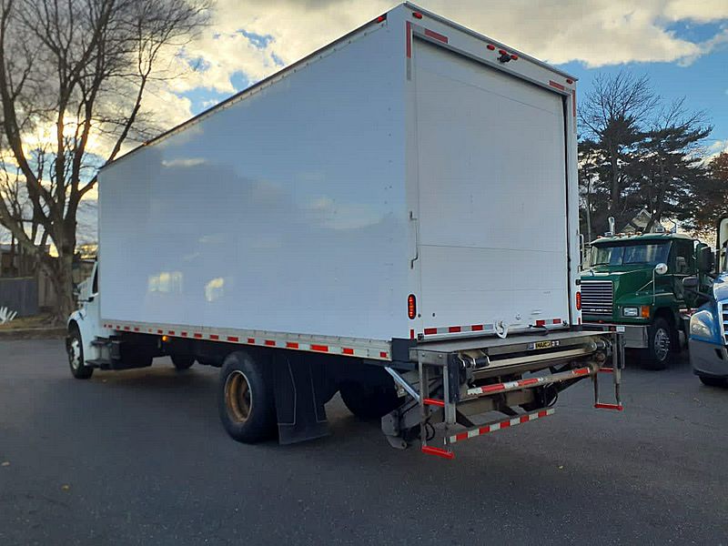 2019 Freightliner M2 106