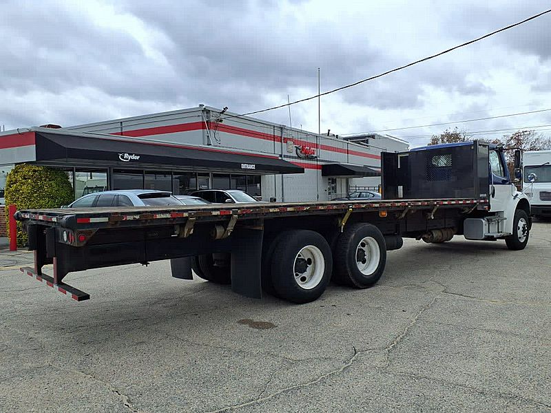 2020 Freightliner M2 106