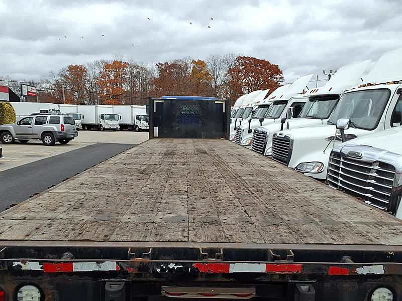 2020 Freightliner M2 106