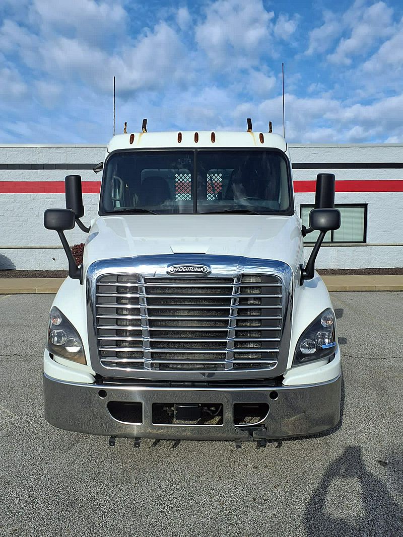 2019 Freightliner CASCADIA 125