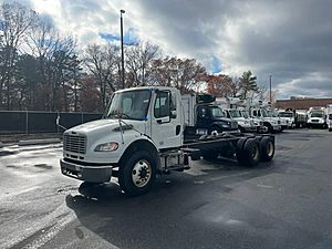 2016 Freightliner M2 106