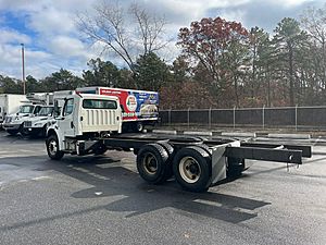 2016 Freightliner M2 106