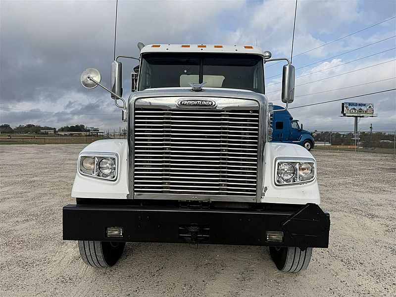 2016 Freightliner 122SD