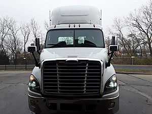 2018 Freightliner CASCADIA 113