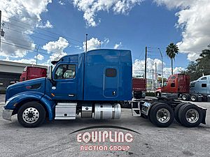 2017 Peterbilt 579