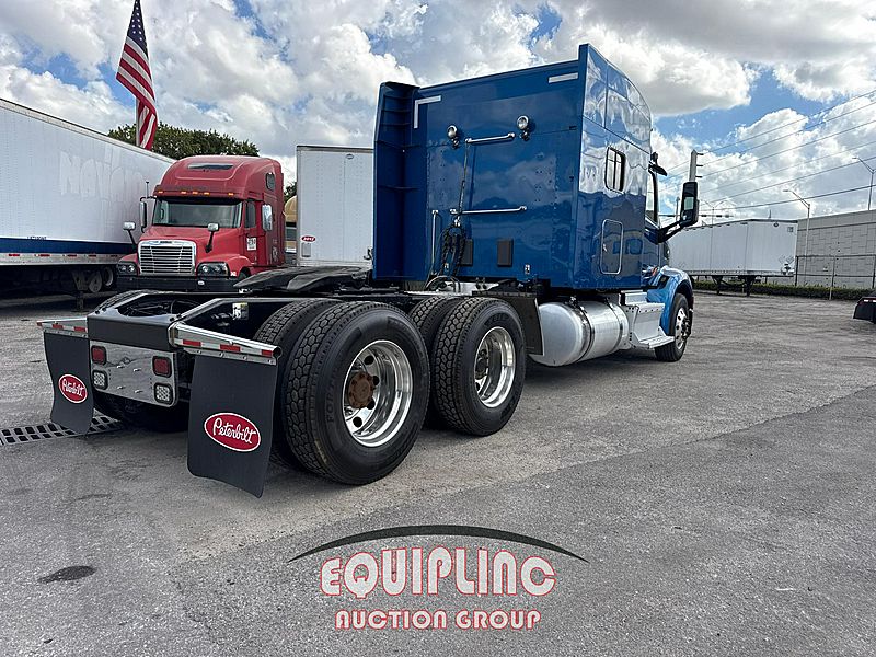 2017 Peterbilt 579