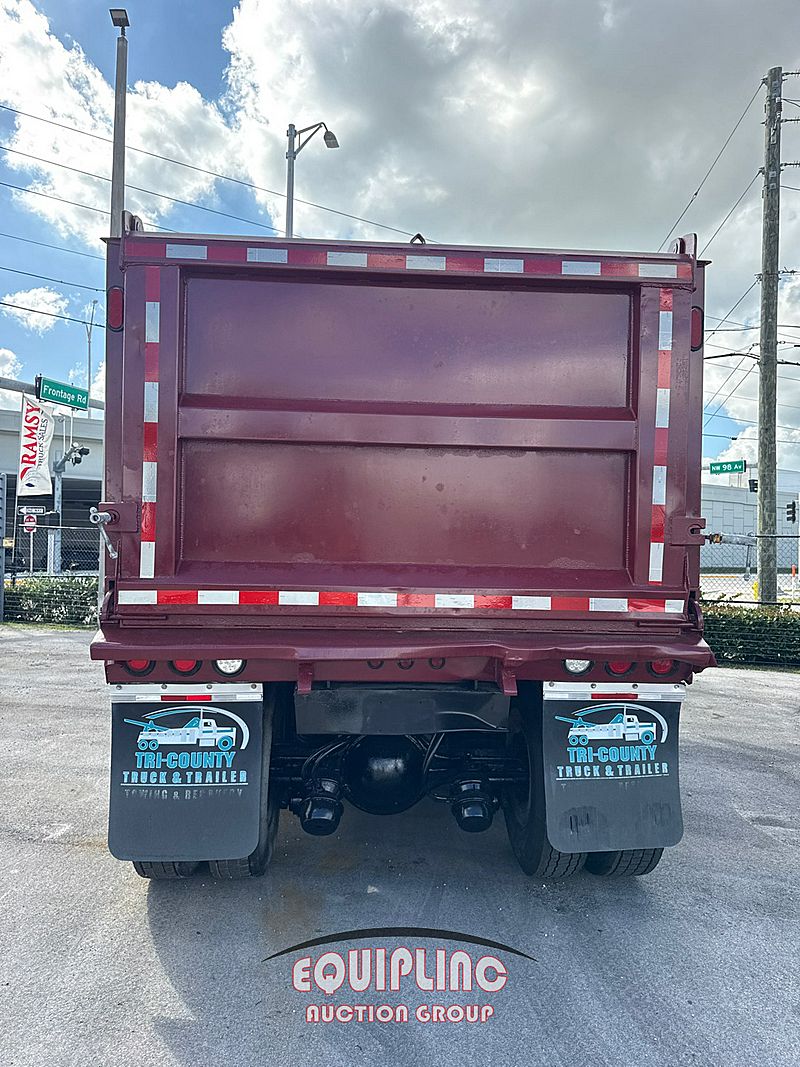 2015 Mack Pinnacle