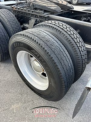 2012 Peterbilt 587