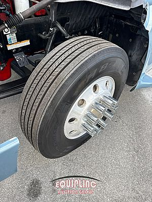2012 Peterbilt 587