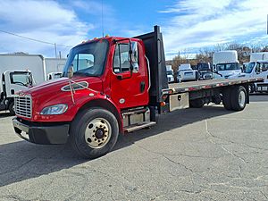 2019 Freightliner M2 106