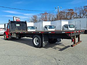2019 Freightliner M2 106