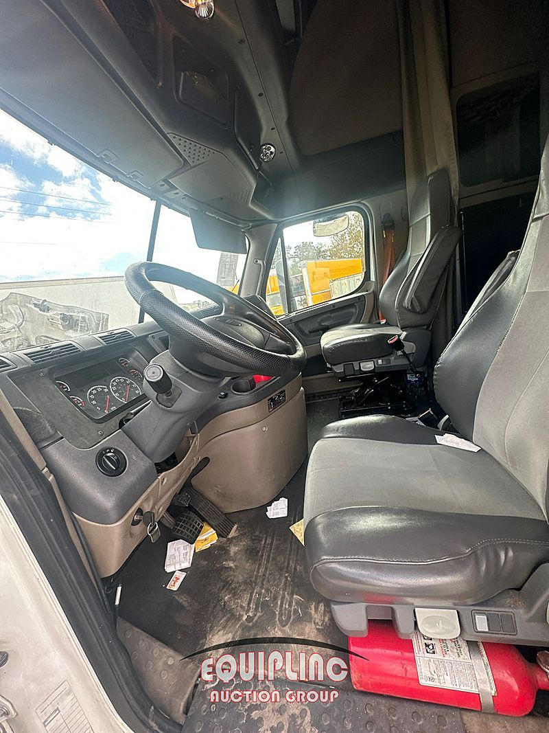 2019 Freightliner Cascadia