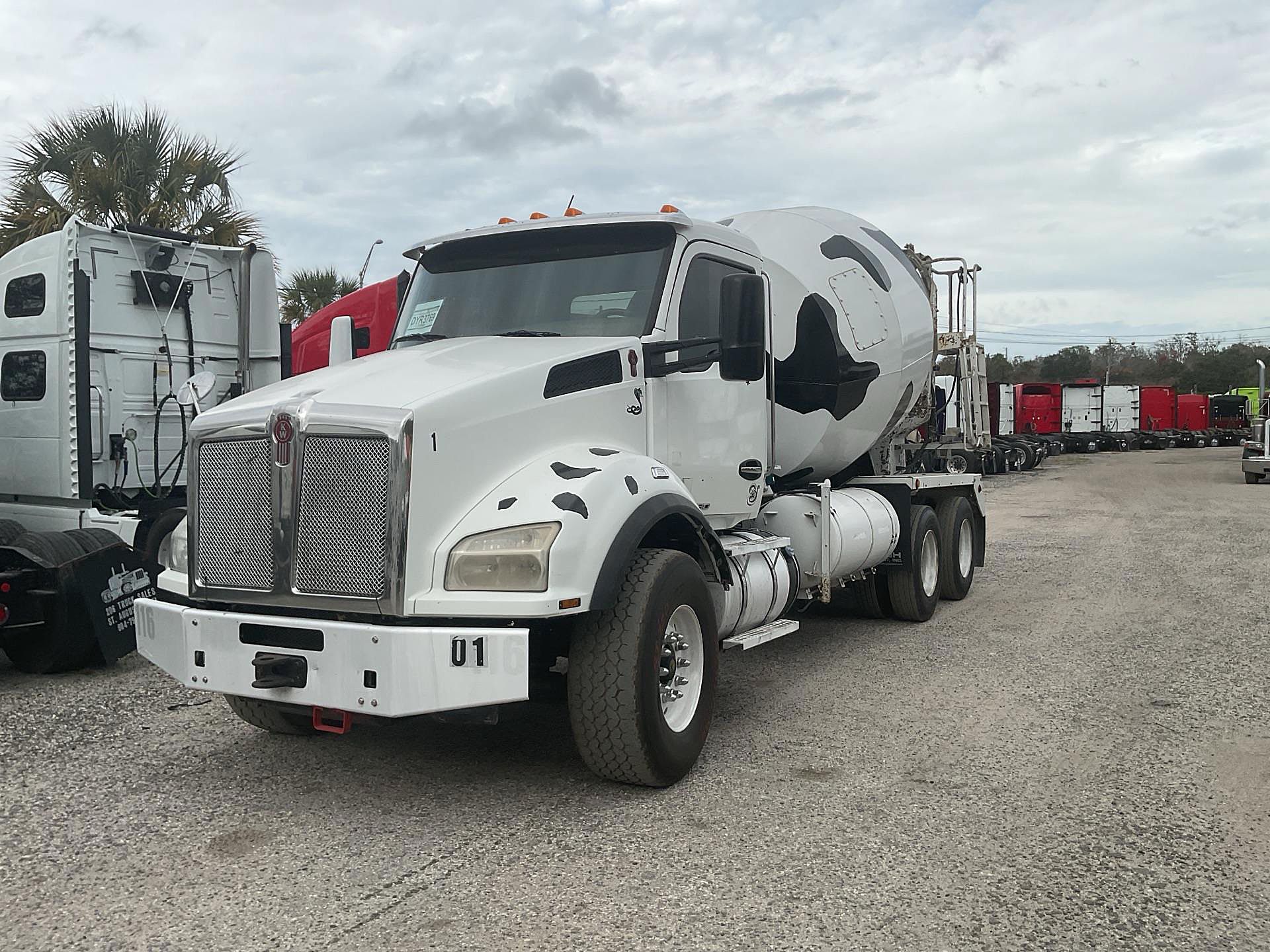 2016-kenworth-t880.1.jpg