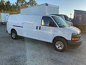 2022 Chevrolet EXPRESS - Cube Van