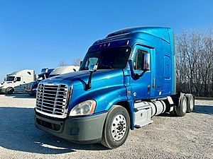 2016 Freightliner Cascadia 125 - Sleeper Truck