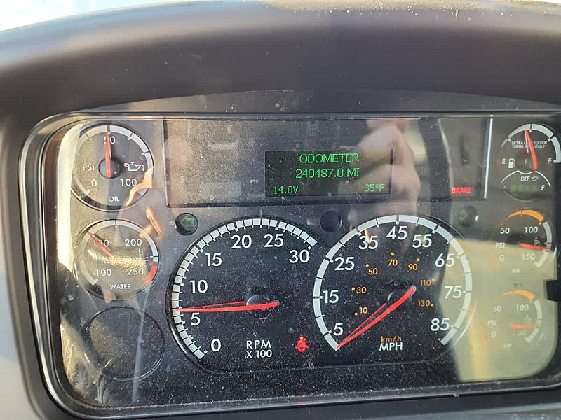 2020 Freightliner M2 106