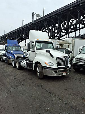 2019 International LT625 - Day Cab