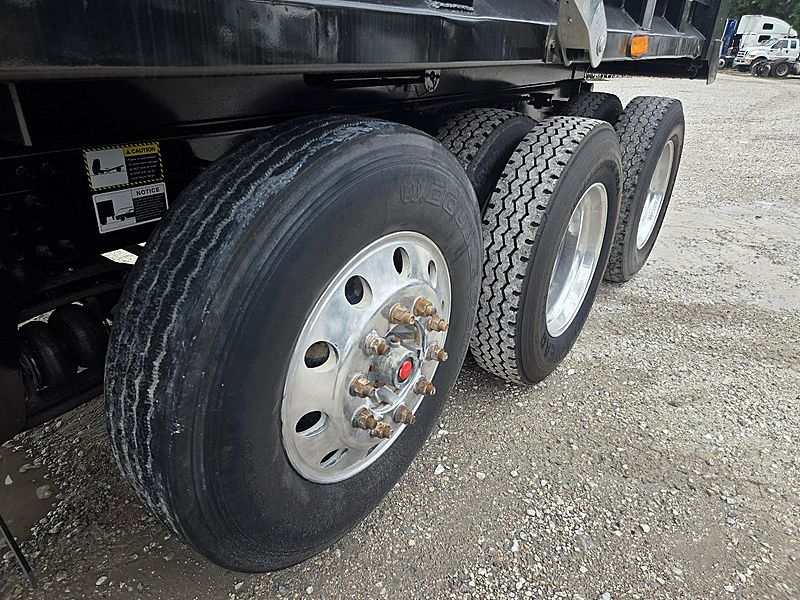 2019 Mack GR84F