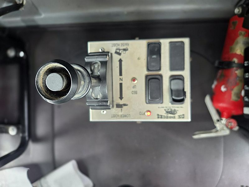 2019 Mack GR84F