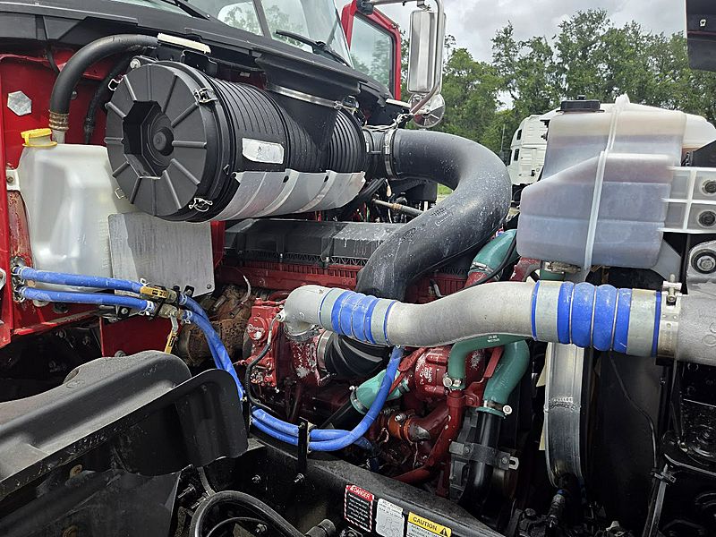 2019 Mack GR84F