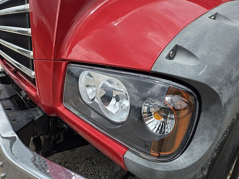 2019 Mack GR84F
