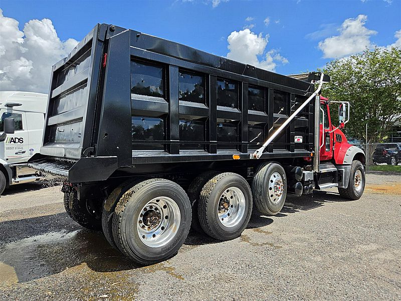 2019 Mack GR84F