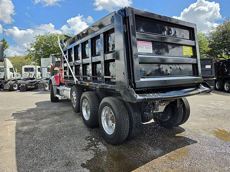 2019 Mack GR84F
